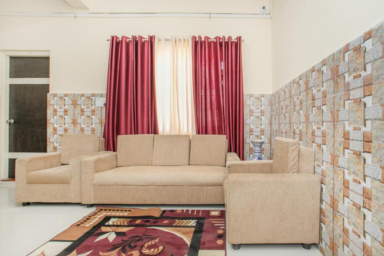 Oyo 24069 Flagship Aaira Inn Bangalore Eksteriør bilde